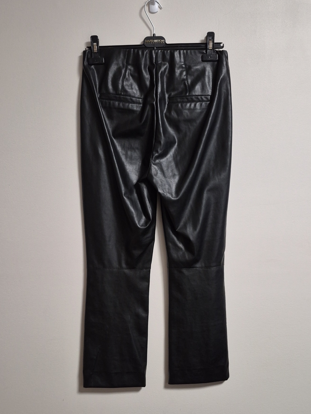 Seductive pants - Picture 6 of 10